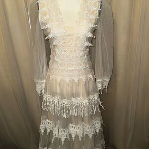 Elegant White Lace Dress